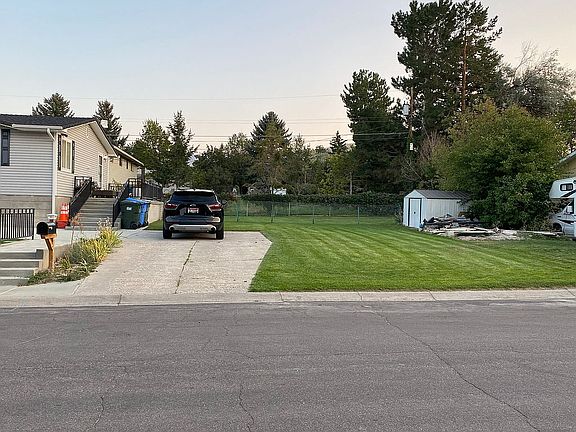 Large Yard, Room to Grow