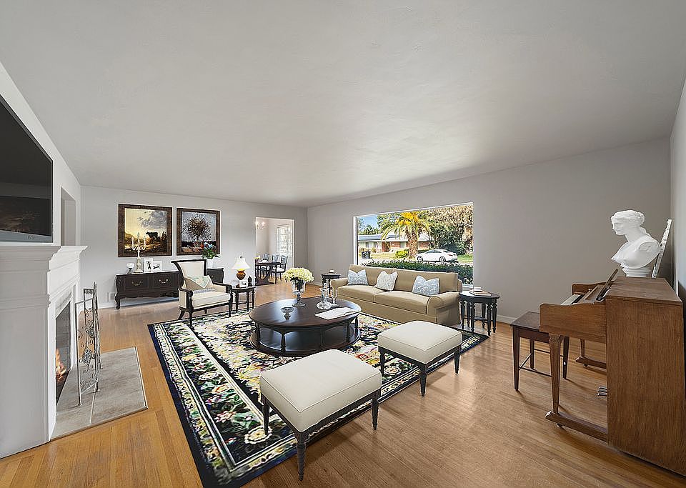 1st image of 3421 Vista Way