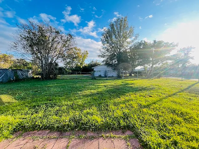 4428 Carousel Rd — Photo 22