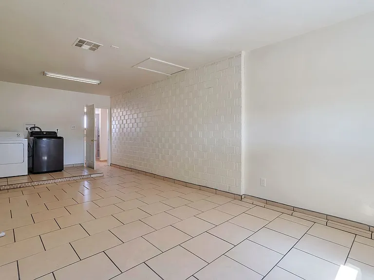 8316 E Indian School Rd — Photo 10