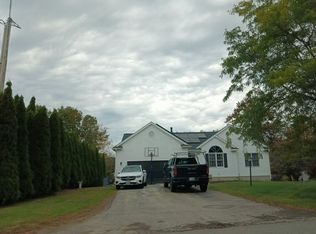 82 Marshview Cir, Seabrook, NH 03874