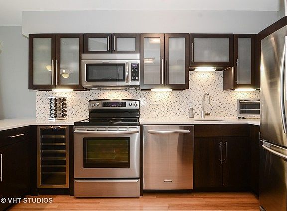 5th image of 1560 N Sandburg Ter APT 2409