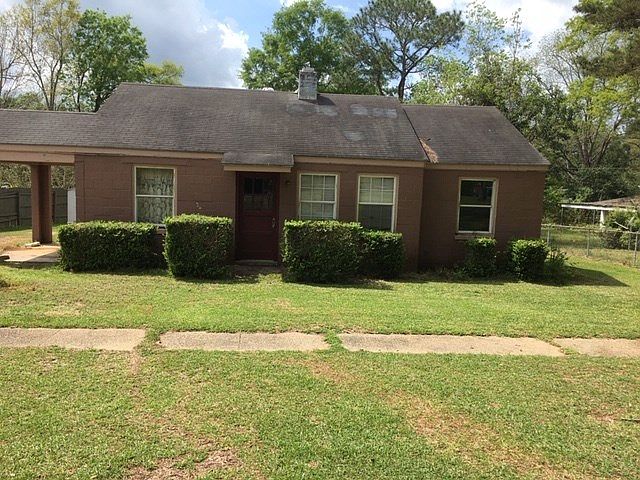 2nd image of 318 Snowden Dr