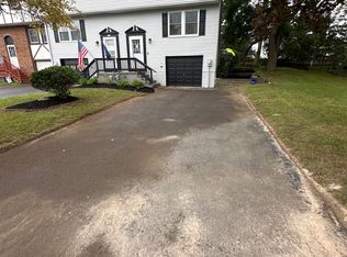 8390A Shallowcreek Rd, Liverpool, NY 13090