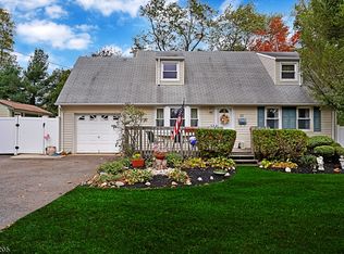 32 Flagler St, East Brunswick, NJ 08816