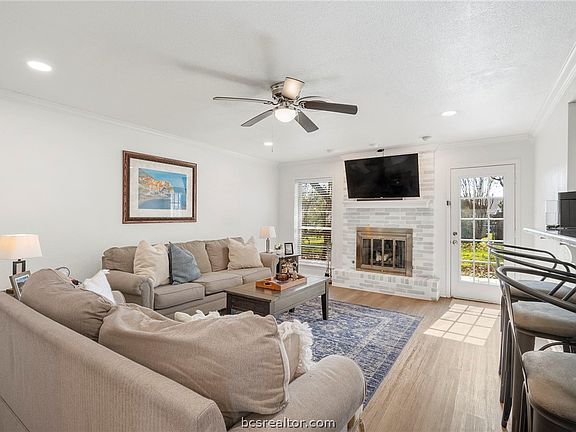 2nd image of 3514 Midwest Dr