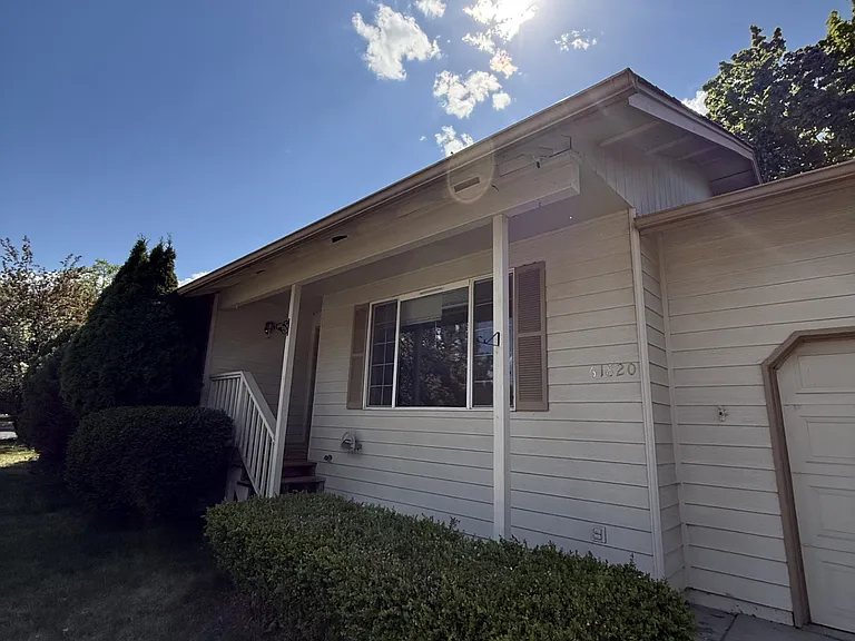 61820 Avonlea Cir — Photo 3
