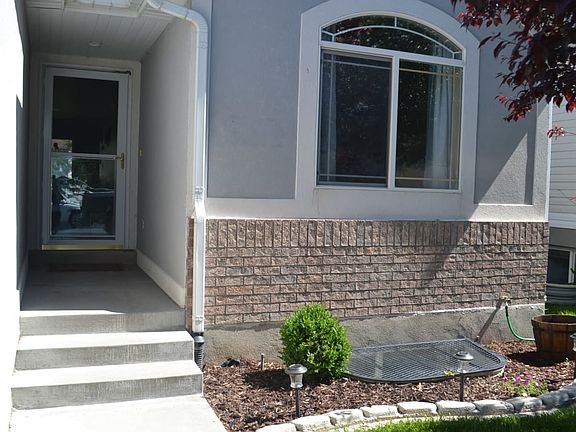 5th image of 135 Crystal Bay Dr