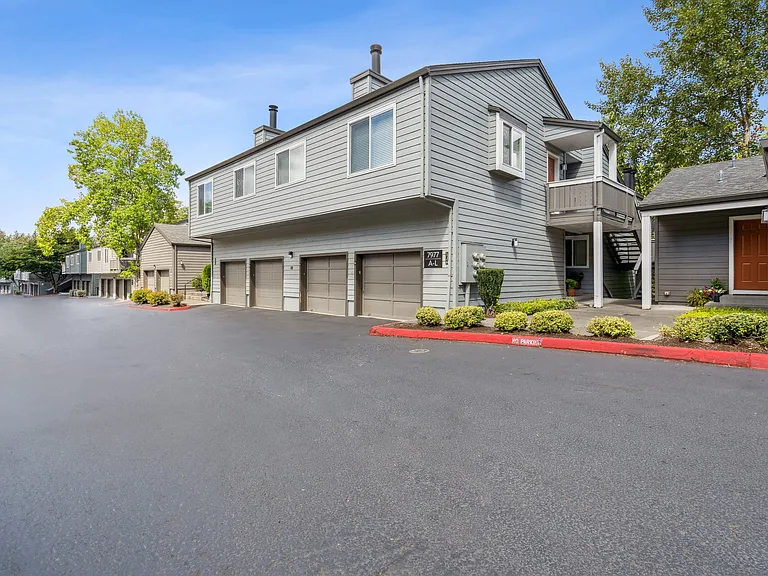 Haven at Golf Creek — Photo 17
