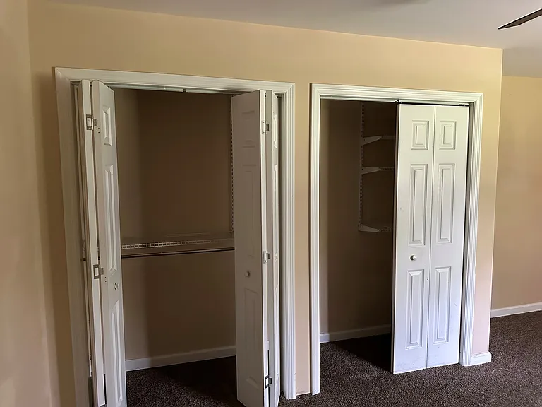 105 Chesapeake Ct — Photo 8