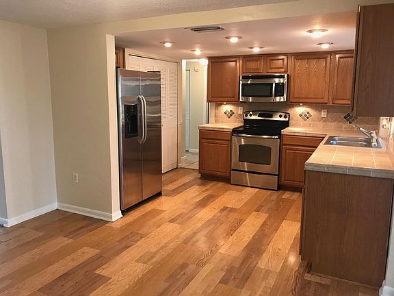 Beautiful Red Oak Wood Flooring
