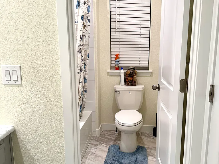 930 Compass Dr — Photo 27