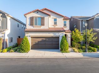 1365 E Via Viola Way, Fresno, CA
