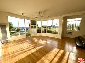 2185 Broadview Ter, Los Angeles, CA