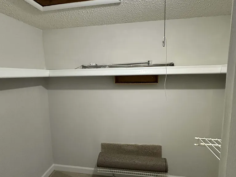 20 Regis Cir — Photo 23