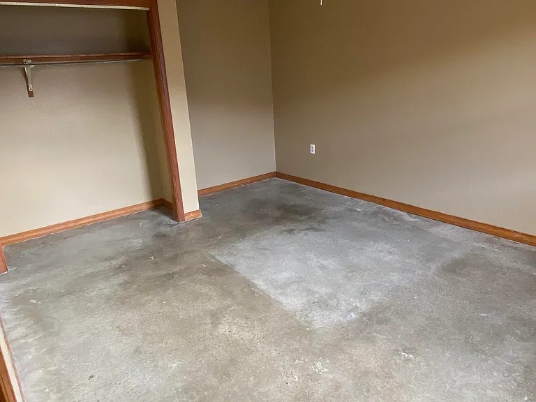 13 Sharon Cir #1 — Photo 4