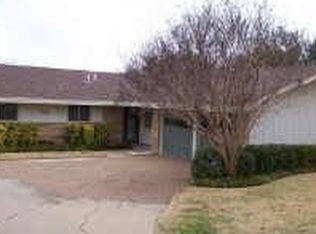 1900 Sevilla Rd, Fort Worth, TX 76116