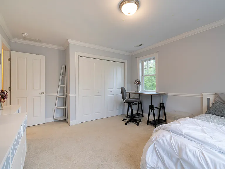 118 Lynn Dr — Photo 28