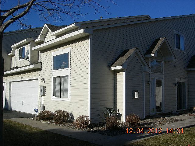 2nd image of 1011 108th Ave NW