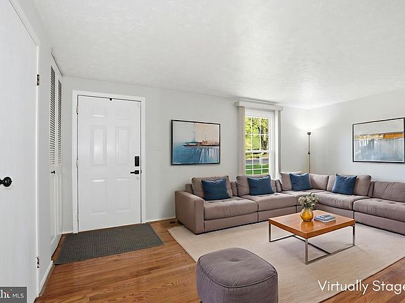 2nd image of 7625 Sheffield Green Way