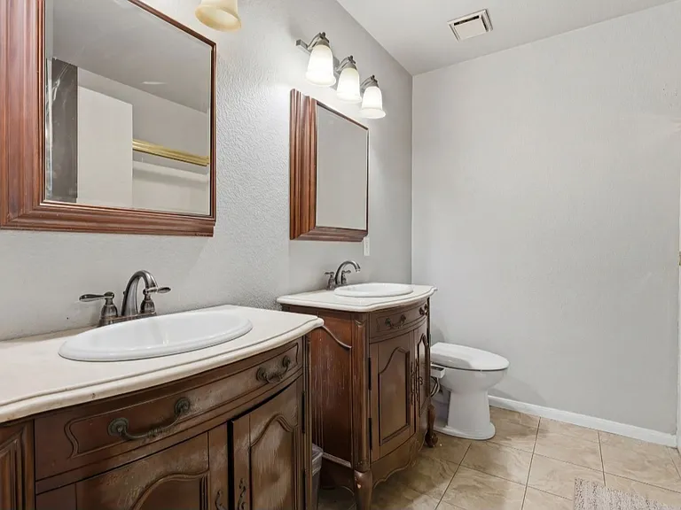 16488 Mountain St — Photo 10