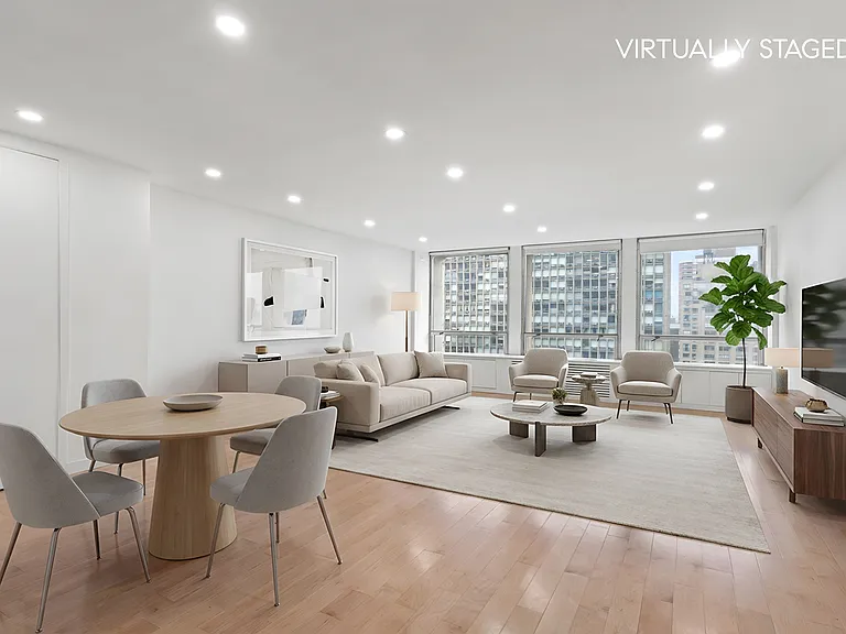 300 E 33rd St #15C — Photo 1