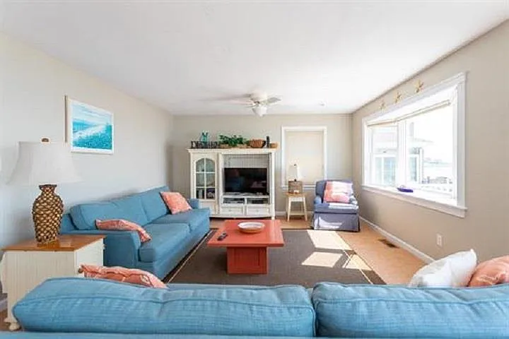 12 Noreast Ln — Photo 16