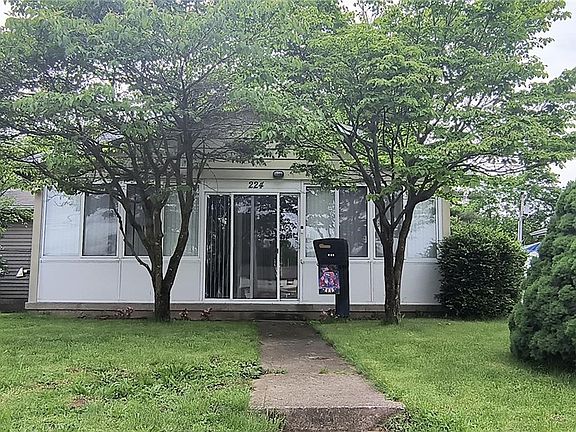 2nd image of 224 S Allison Ave
