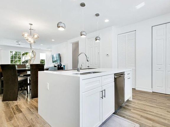 5th image of 101 E Coda Cir #C