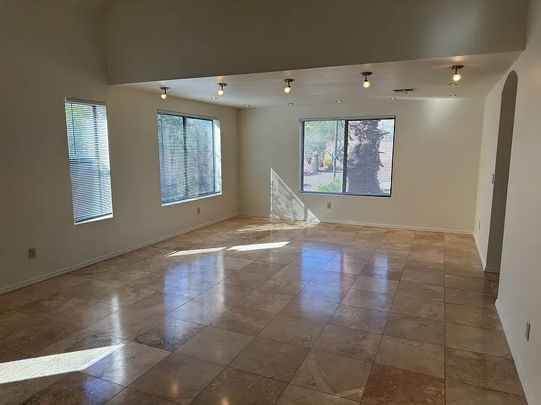 3272 W Avior Dr — Photo 5