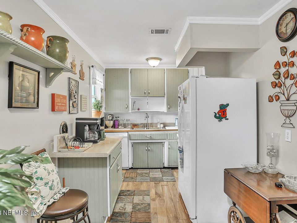 1st image of 424 BRIGHTON AVENUE Avenue