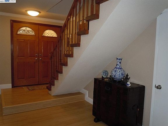 3rd image of 3219 San Pedro Way