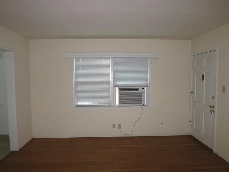 1325 O St — Photo 6