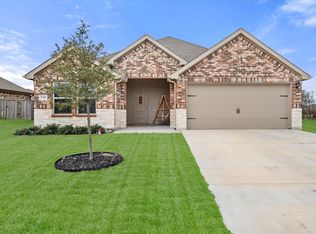 1901 Sandy Knoll Dr, Kaufman, TX 75142