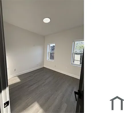2 bed, $1,100 — Photo 4