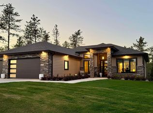 1103 Clubhouse Dr, Hot Springs, SD 57747