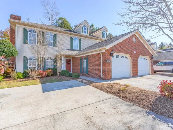 1698 N Summit Dr, Dalton, GA 30721