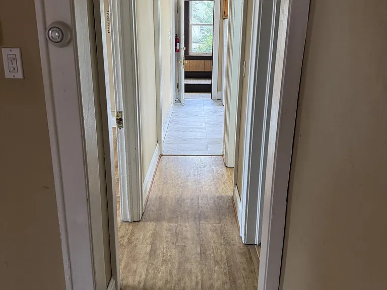 91 Guilden St #1 — Photo 10