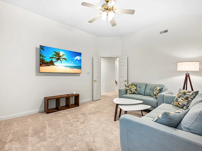 5808 Laurel Rock Ln — Photo 47