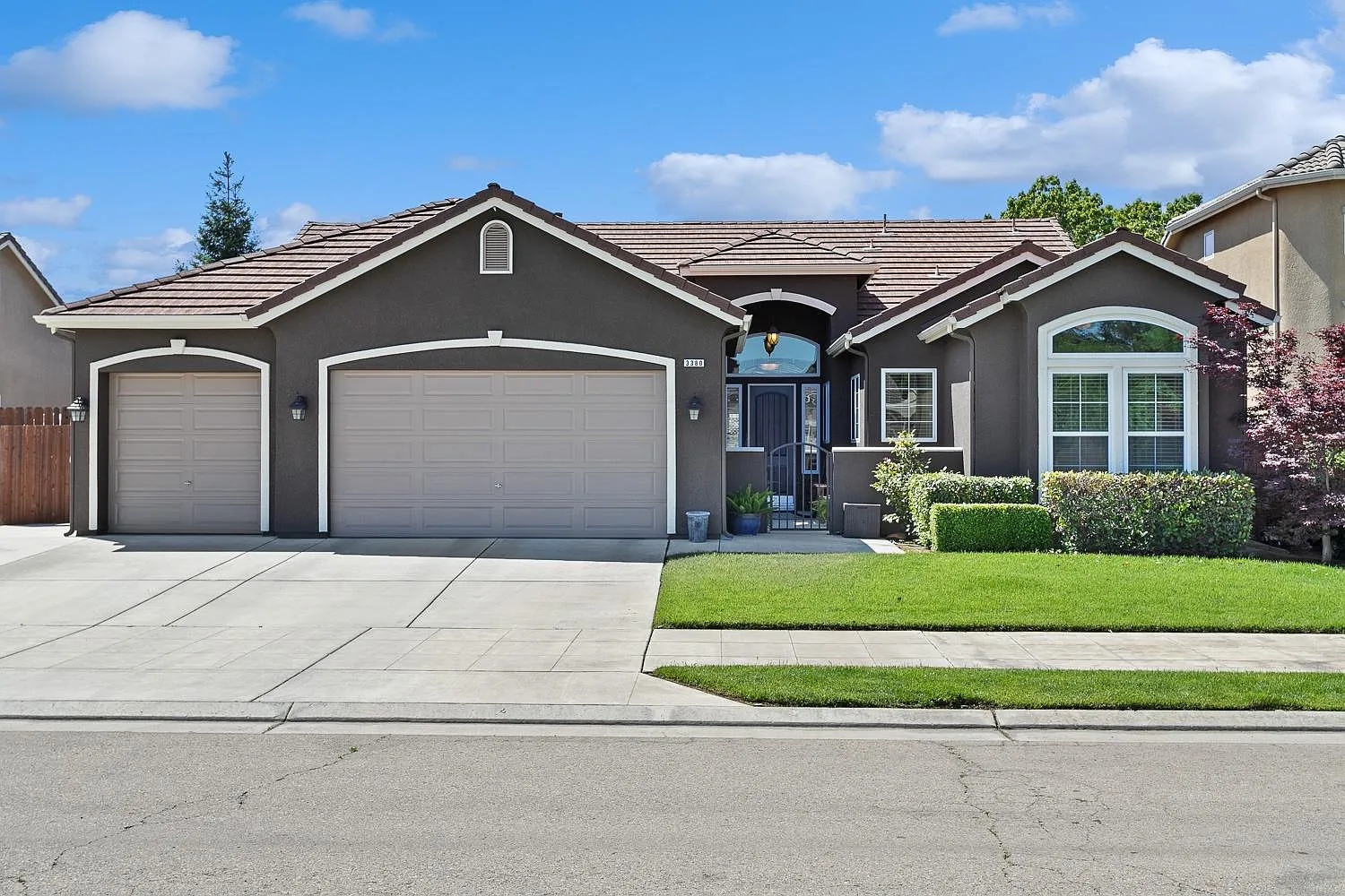 3380 Alamos Ave photo 1