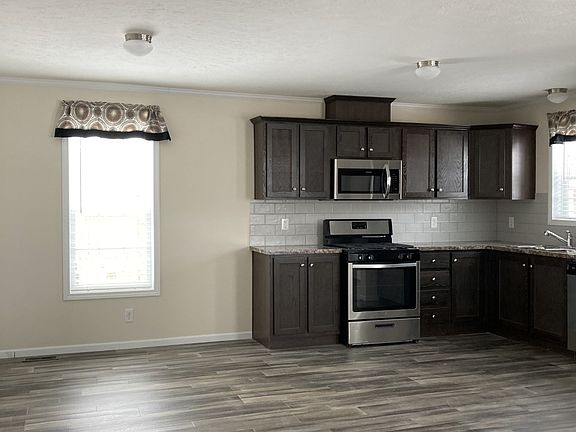 2nd image of 38000 Le Chateau Blvd #859