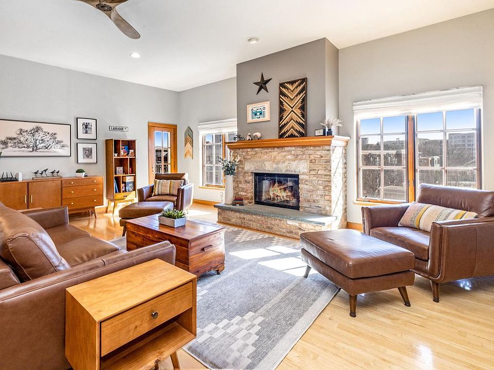 1st image of 1809 North Commerce STREET #202