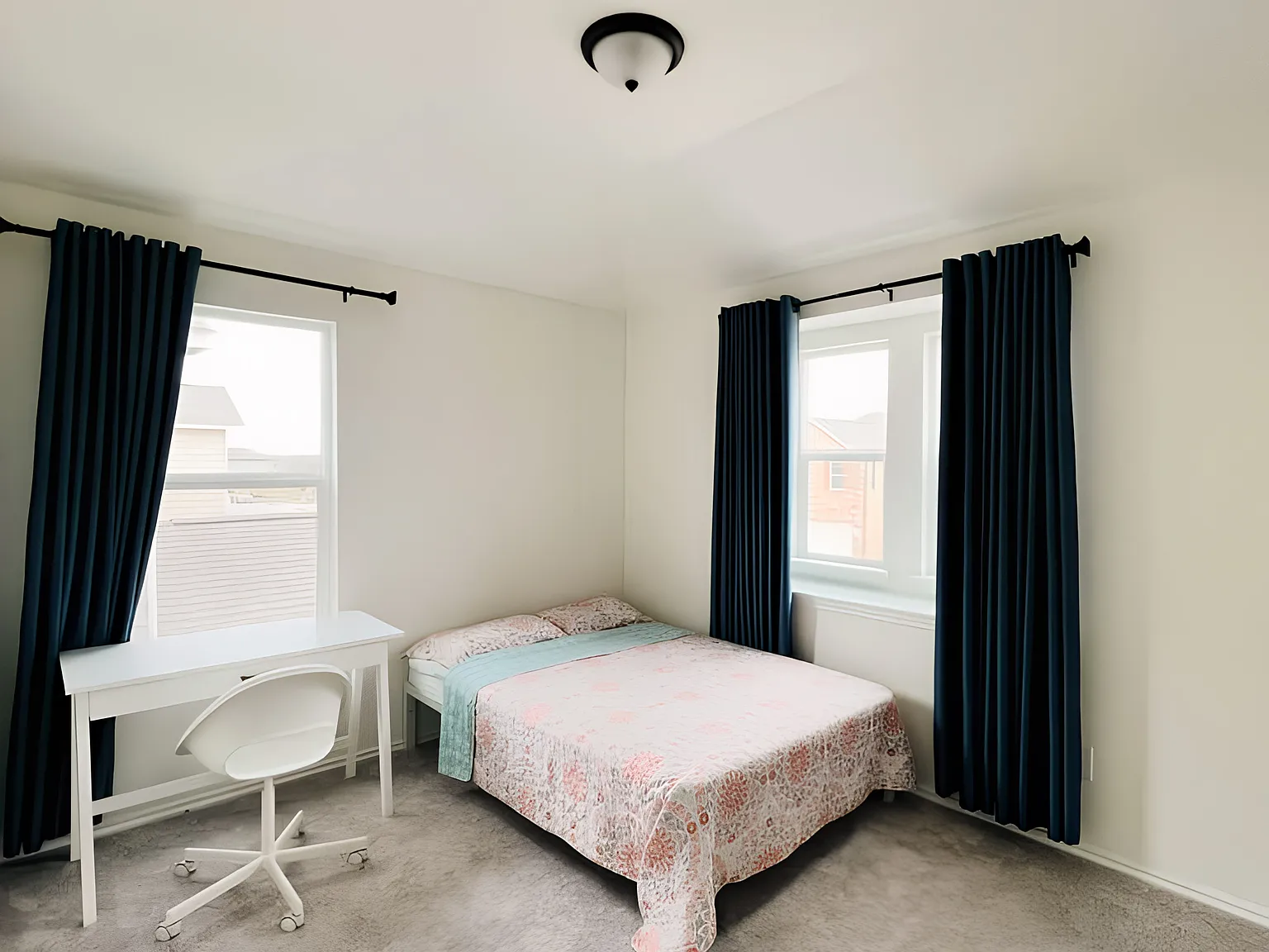 4 bed, 3.0 bath, 2708 sqft, $1,048 — Photo 1