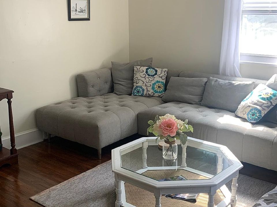 1st image of 108 W Park Ave APT 2