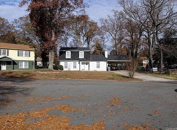 2nd image of 6911 Milport Pl
