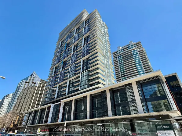 4955 Yonge St, Toronto, ON