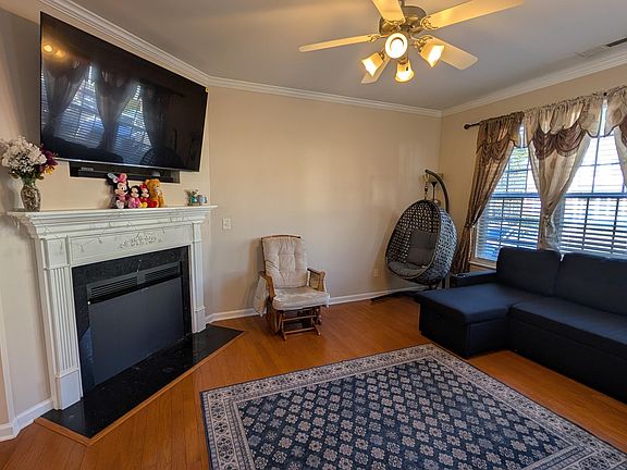 4th image of 7869 Spungold St