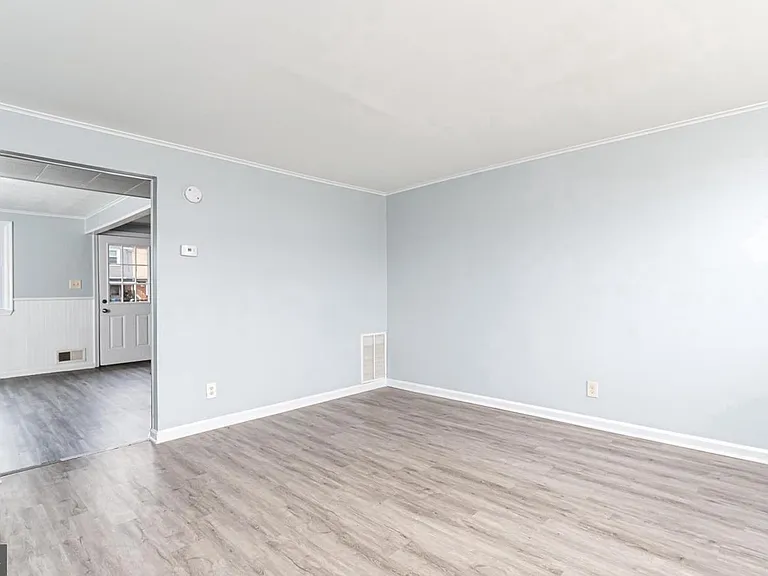 2020 Dineen Dr — Photo 22