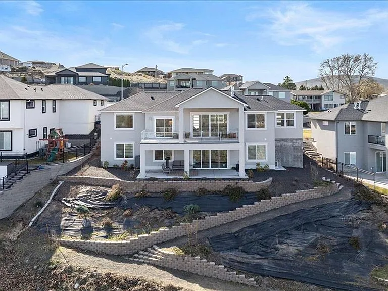3590 Orchard St — Photo 46