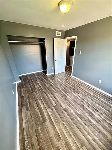 630 Commerce St — Photo 6